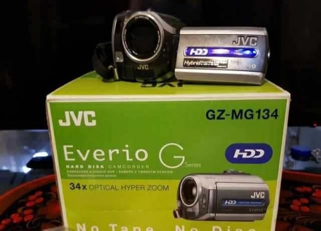 Продам: Видеокамера JVC Everio GZ-MG134ER