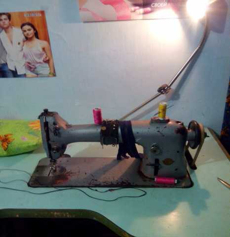Продам: Швейная машина 1022кл