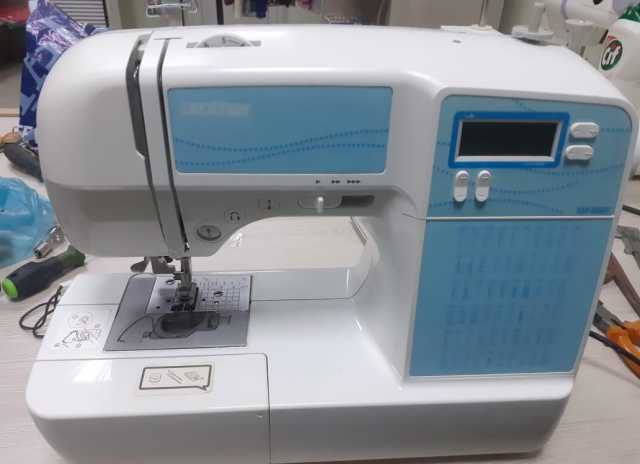 Продам: Компьютерная Швейная машинка