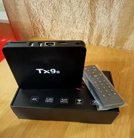 Продам: TV приставка Tx9s