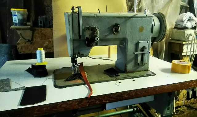 Продам: Промышленная швейная машина 3823