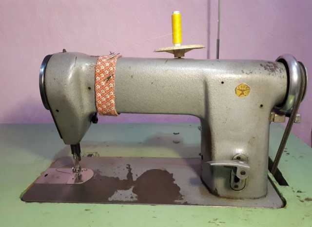 Продам: Промышленная швейная машина 97 кл