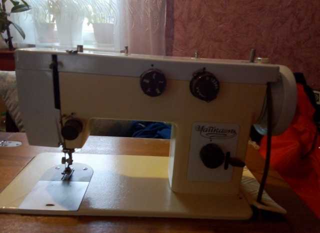 Продам: Швейная машина Чайка 143
