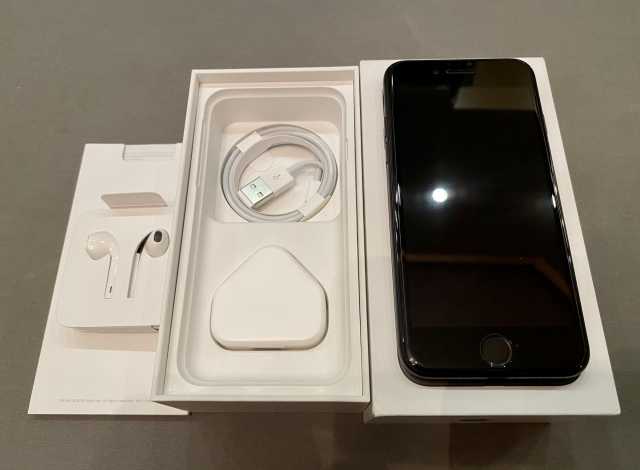 Продам: Смартфон Apple iPhone 7 256Gb