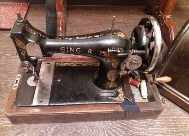 Продам: Старинная швейная машинка